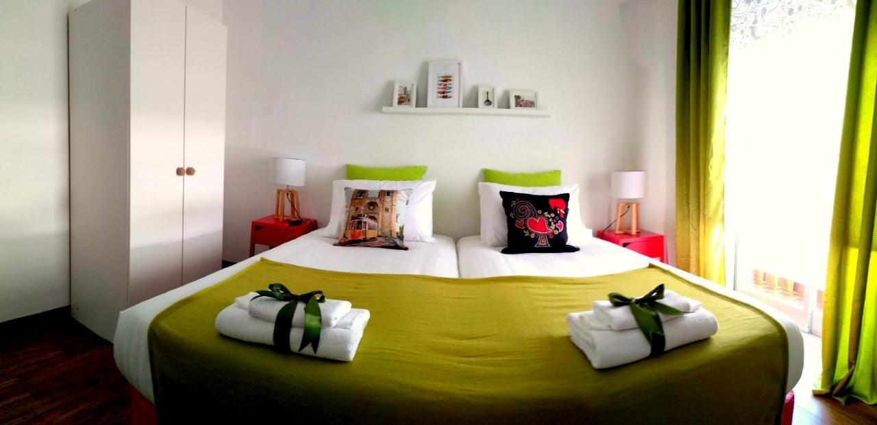Tugaplace Bed and Breakfast Montijo Exteriör bild