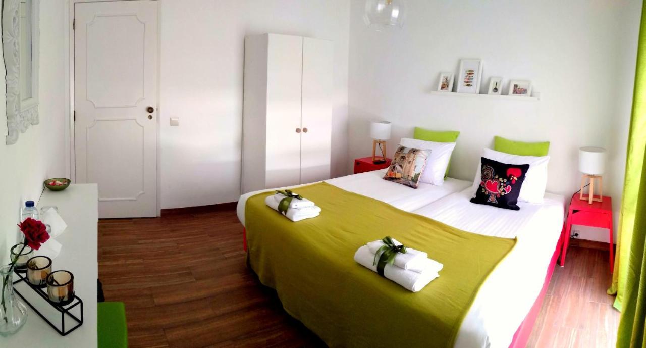 Tugaplace Bed and Breakfast Montijo Exteriör bild